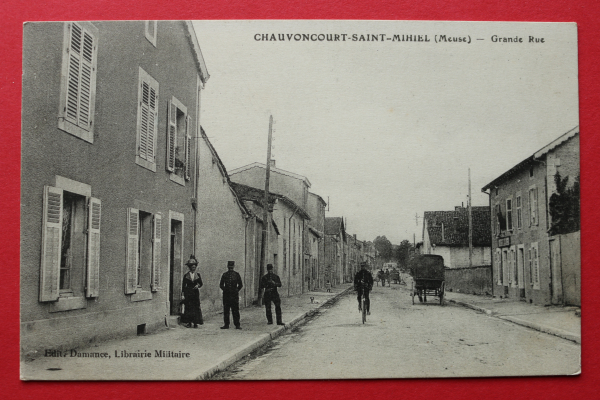 Ansichtskarte AK Chauvoncourt Saint Mihiel   1910-1930  Grande Rue Soldaten Strassenansicht Frankreich France 55 Meuse
